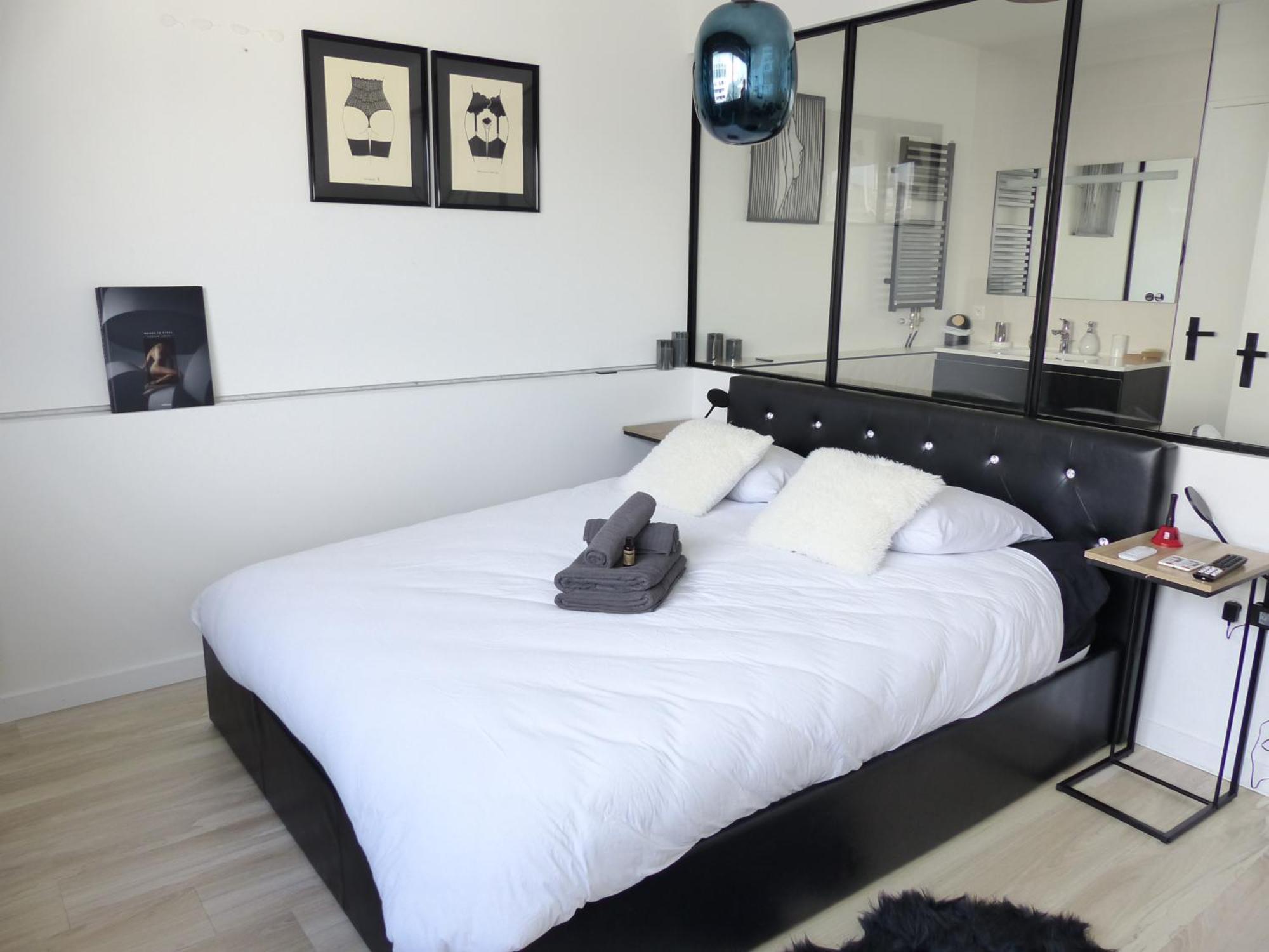 Apartament La Cite Des Coeurs Lu Parking Inclus Nantes Zewnętrze zdjęcie